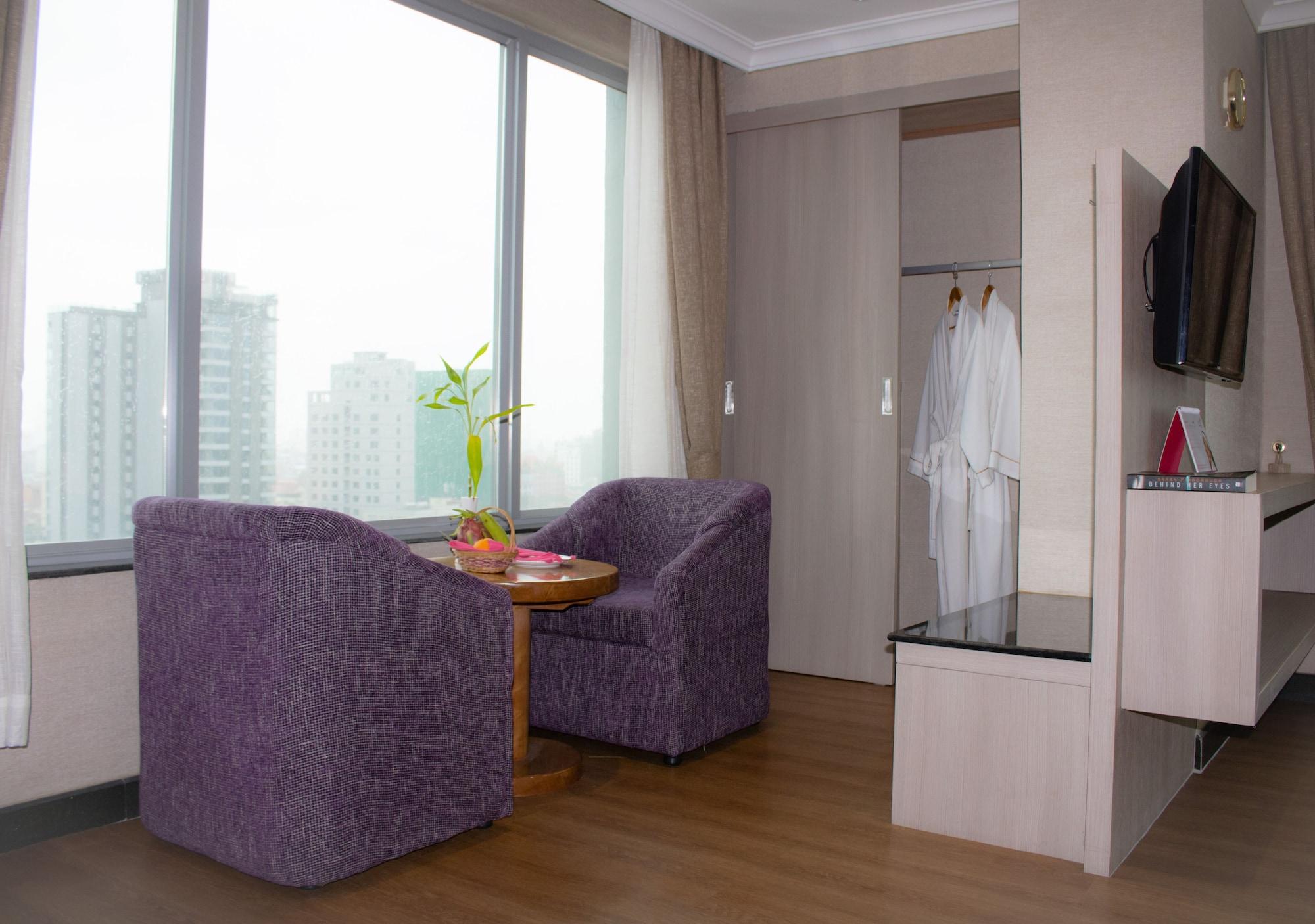 Kravan Hotel Phnom Penh Eksteriør billede